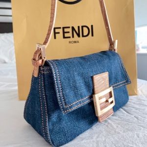 Sold ! FENDI  Canvas denim  & leather Mamma Baguette small Bag